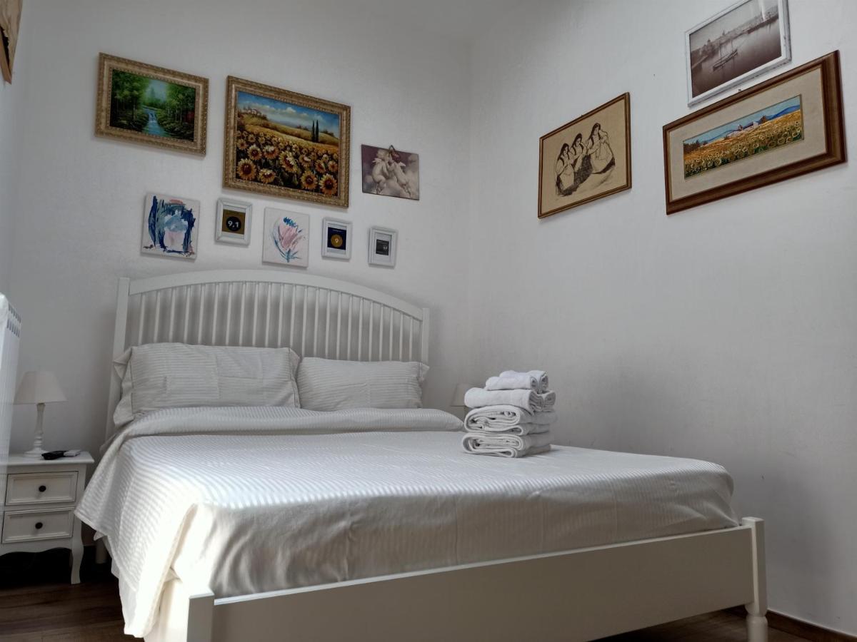 Casa Moonlight Apartment Monopoli Luaran gambar
